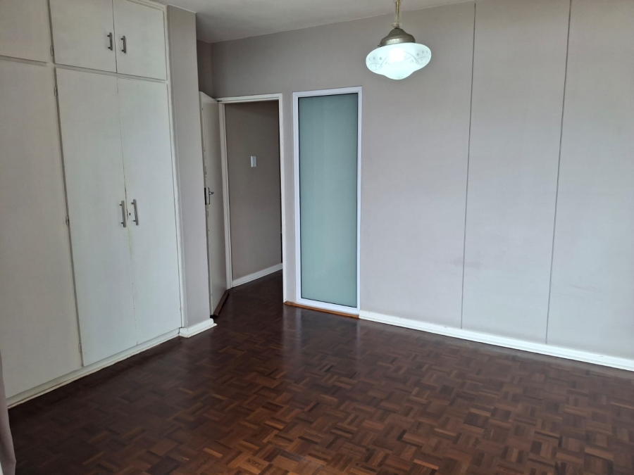 1 Bedroom Property for Sale in Summerstrand Eastern Cape